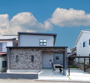Tsuruga N House
