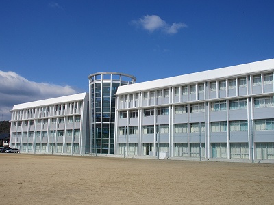 鳴門市第一中学校