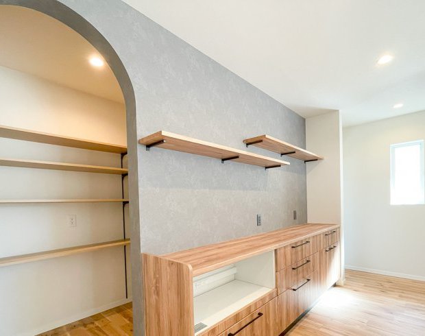 タレカベ区切りのパントリーで作業がしやすくなっています
※写真はイメージです