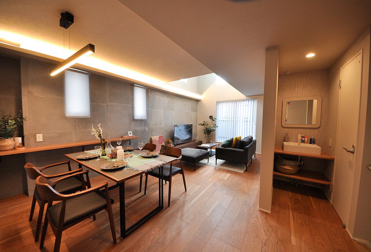 光は、明るさではなく雰囲気で選ぶ。