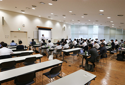 【社内行事】全体会議