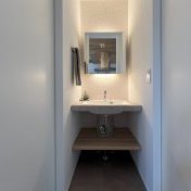 スタイリッシュなカウンター洗面