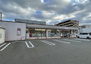 セブンイレブン静岡竜南１丁目店