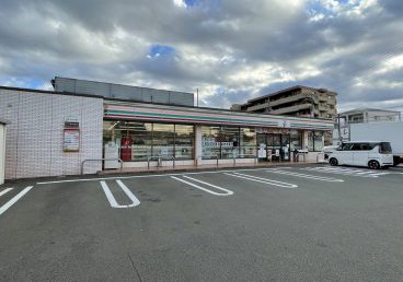 セブンイレブン静岡竜南１丁目店