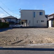 北東側より撮影　教育・生活施設が整った住環境