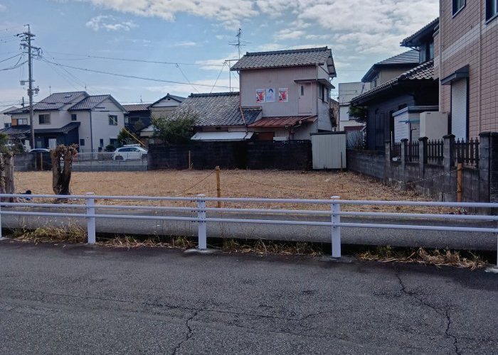 明るさと落ち着きを兼ね備えた住環境