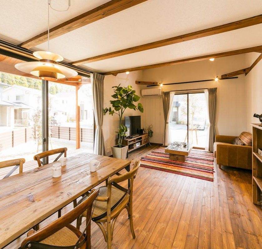 吹き抜けのあるLDK