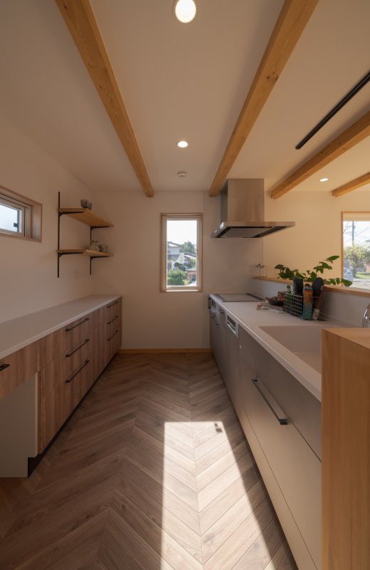 お料理もお皿洗いもはかどる”キッチン”