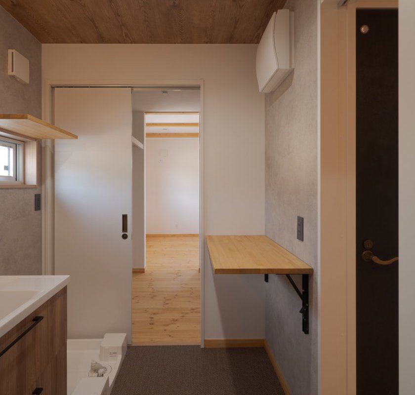 回遊できる、家事楽動線の水回り