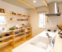 家族が自然と集まるLDK