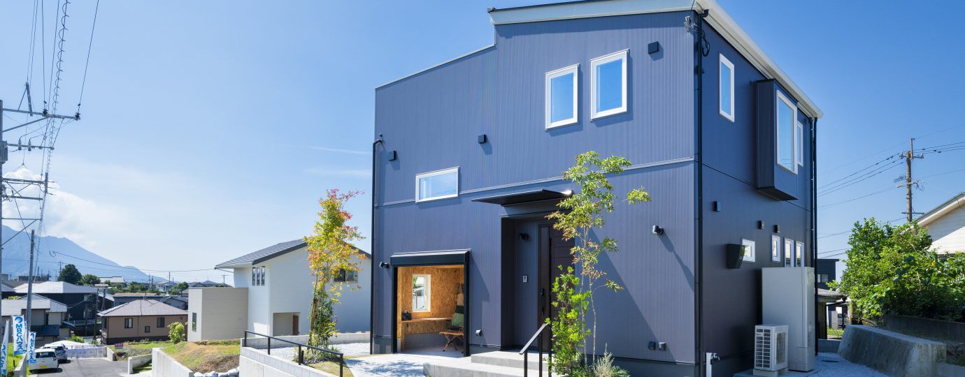 スカイバルコニーから桜島が望める　EarthParkモデルハウス　in吉野