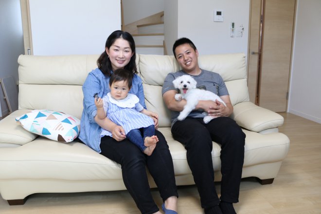 最初は住宅展示場に行き、大手住宅メーカーのモデルハウスや見学会などを見ていました。そんな中、住んでいたアパートにあったか子育て応援住宅さんのチラシが入ったのがきっかけで、モデルハウスや見学会にも行きました。あったか子育て応援住宅さんは他の大手住宅メーカーさんと比べて、同じ価格でも家の品質が高く、設備が充実していました。それが、あったか子育て応援住宅さんにした一番の決め手です。