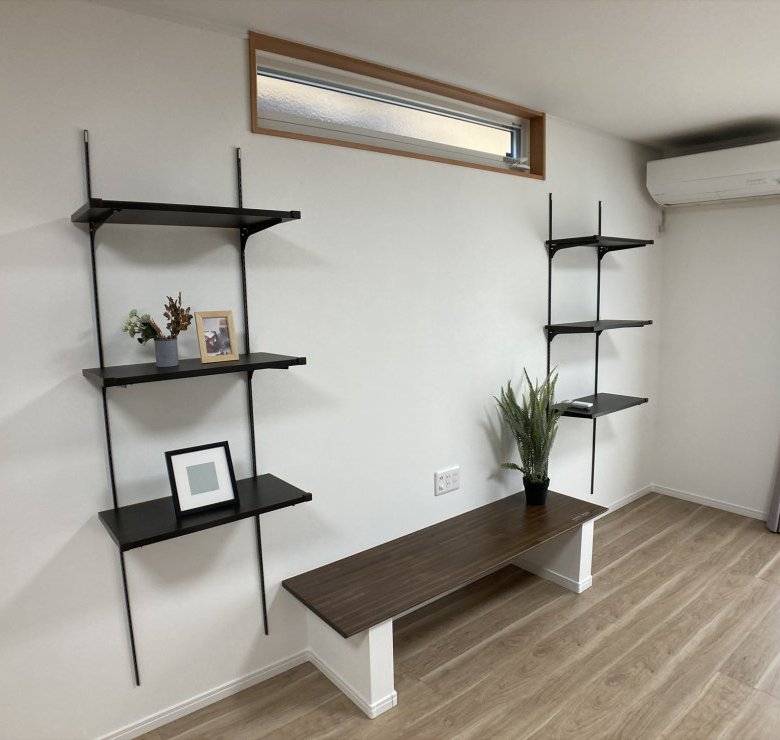 高さ調整が便利な可動棚収納