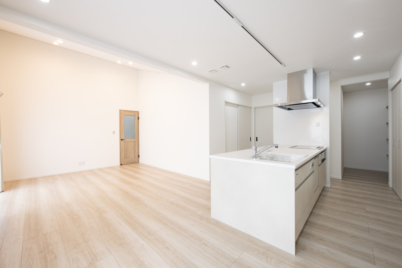 勾配天井の開放的な空間