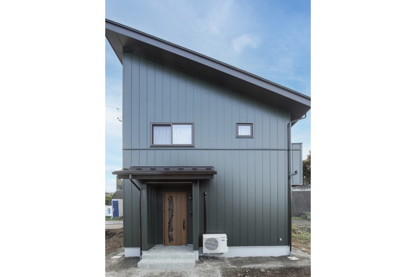 小屋裏収納があるお家【上田市】