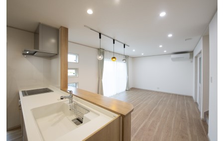 小屋裏収納があるお家【上田市】