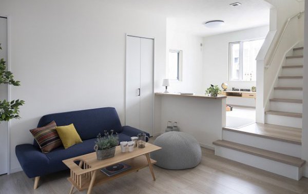 開口部を意識することでコンパクトな建物でも開放感抜群