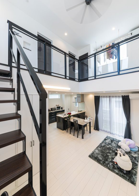 こだわりの開放的な間取りが特徴の清々しい気分にさせてくれる家