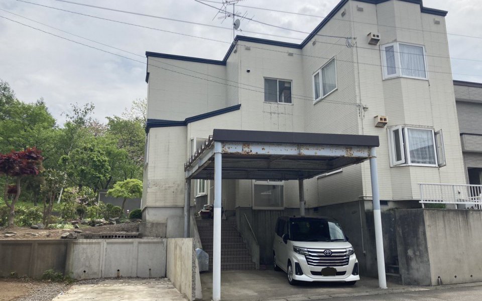 新城平岡1300万円