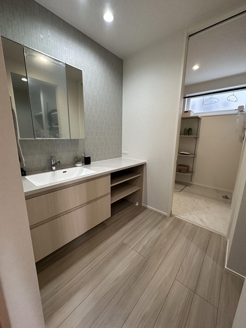 モデルハウス３