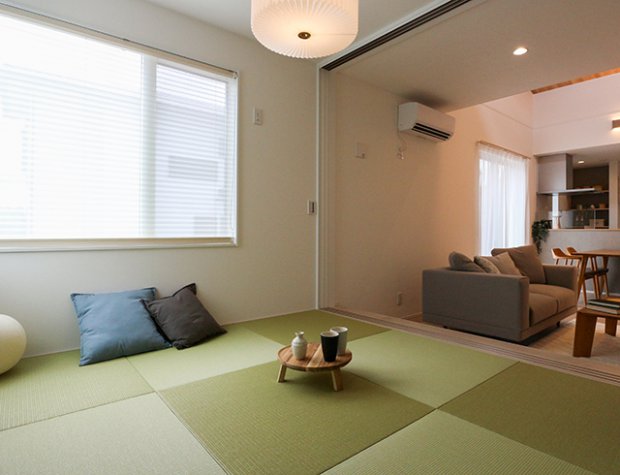 ゴロゴロと寝そべってくつろげる和室