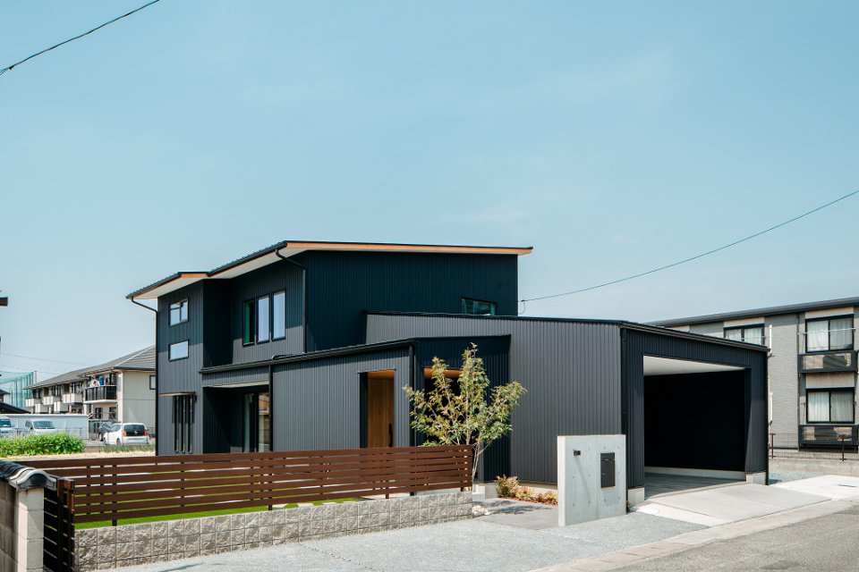 シンプルライフを育む個性と性能を備えた家